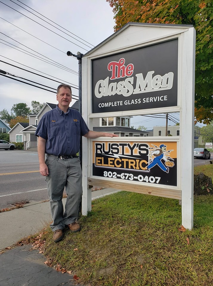 Rusty's Electric logo